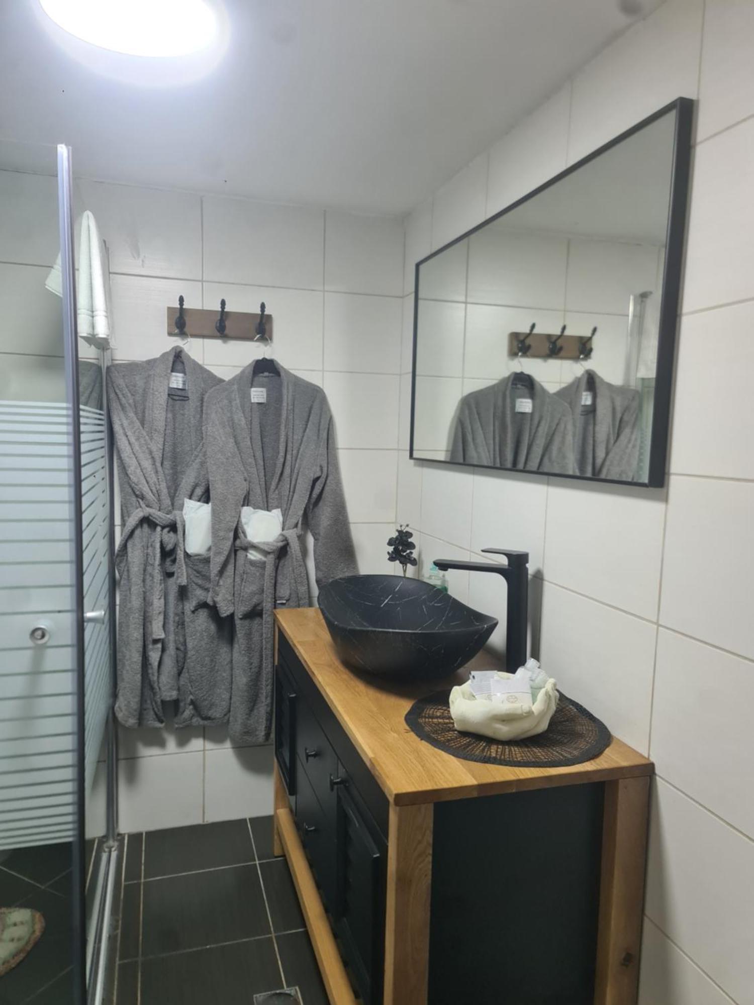 Ronit'S Place Apartment Kiryat Shemona ภายนอก รูปภาพ