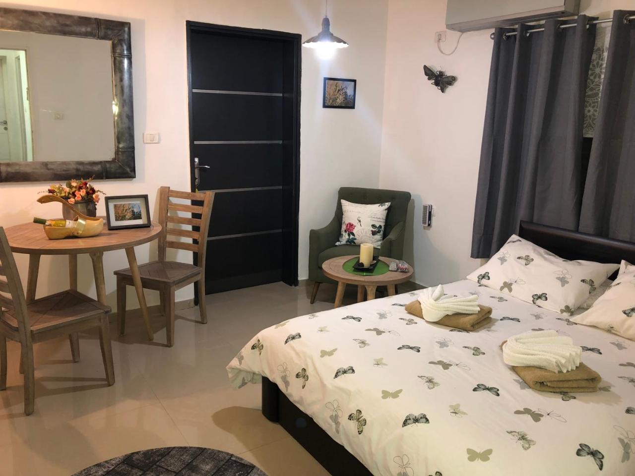 Ronit'S Place Apartment Kiryat Shemona ภายนอก รูปภาพ